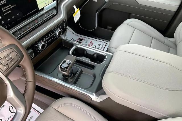 2026 GMC Sierra 1500 Crew Cab, Short Bed, SLT, 4WD