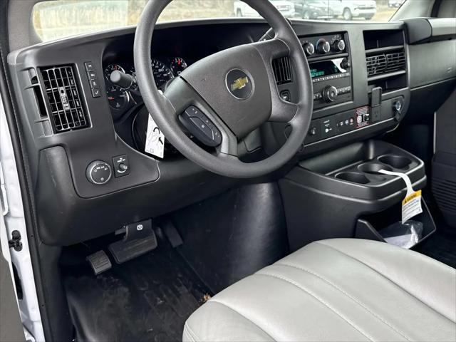 2025 Chevrolet Express Cargo Van RWD 2500 Regular Wheelbase WT