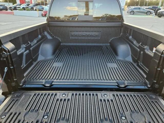 2026 Nissan Frontier Crew Cab SV 4x2