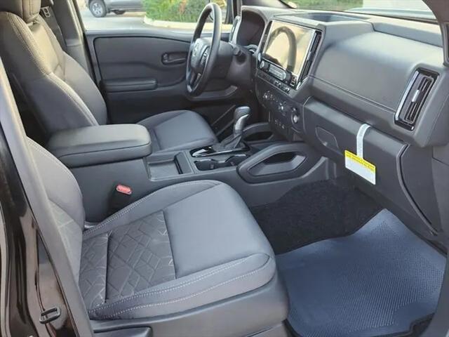 2026 Nissan Frontier Crew Cab SV 4x2