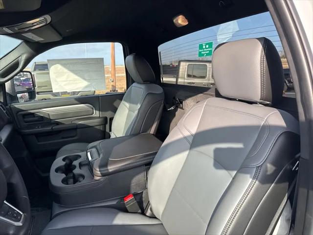 2026 Ram 3500 Tradesman/Big Horn