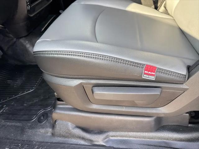 2026 Ram 3500 Tradesman/Big Horn