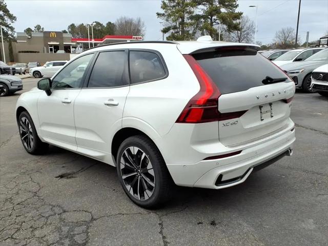 2026 Volvo XC60 B5 Plus