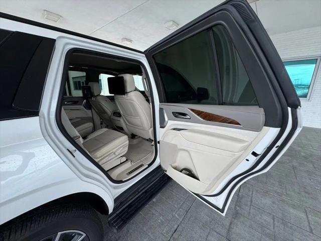 2022 Cadillac Escalade 4WD Sport Platinum