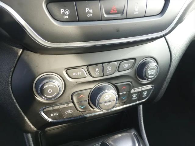 2023 Jeep Cherokee Altitude Lux 4x4