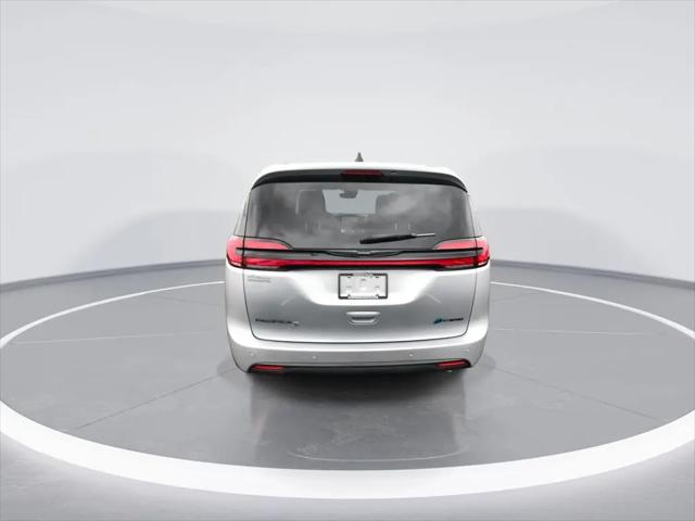 2023 Chrysler Pacifica Hybrid Limited