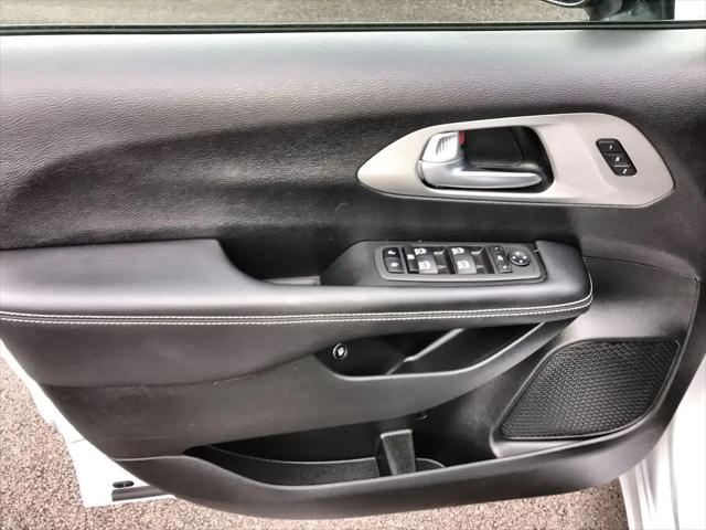 2023 Chrysler Pacifica Hybrid Limited