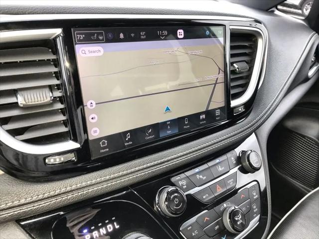 2023 Chrysler Pacifica Hybrid Limited