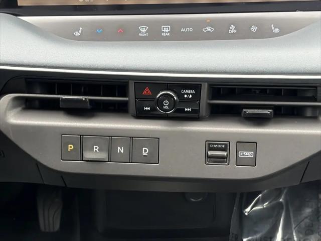 2026 Nissan LEAF PLATINUM+
