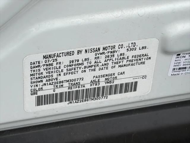 2026 Nissan LEAF PLATINUM+