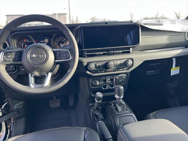 2026 Jeep Wrangler 4-Door Sahara 4x4