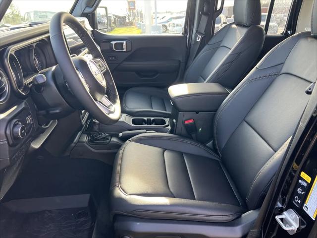 2026 Jeep Wrangler 4-Door Sahara 4x4