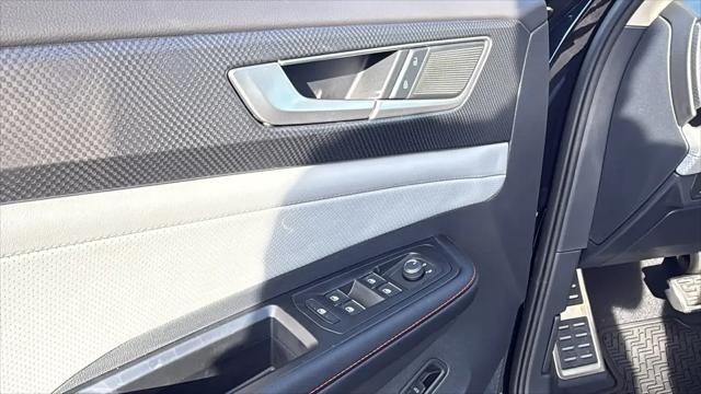 2026 Volkswagen Atlas Peak Edition