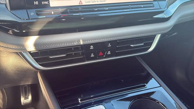 2026 Volkswagen Atlas Peak Edition