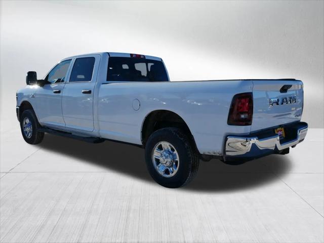 2026 Ram 3500 Tradesman Crew Cab 4x4 8' Box