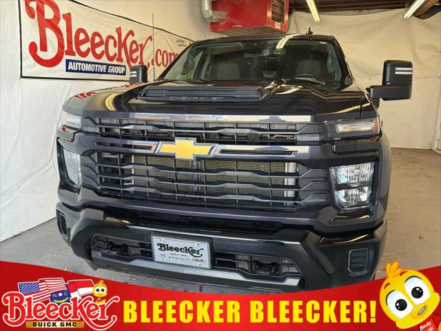 2024 Chevrolet Silverado 2500HD 4WD Crew Cab Standard Bed Custom for sale in Red Springs, NC