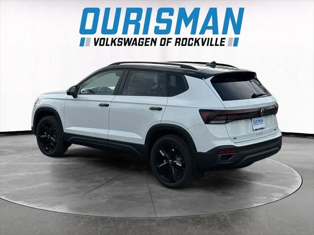 2026 Volkswagen Taos SE Black