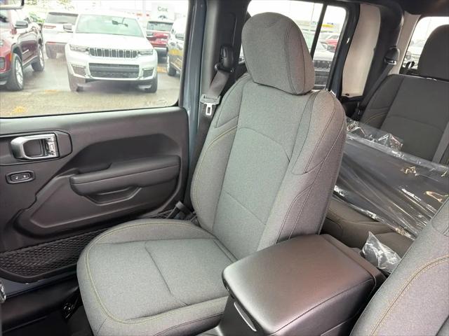 2026 Jeep Gladiator Sport S