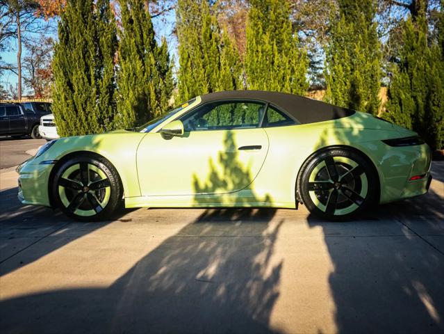 2025 Porsche 911 Carrera Cabriolet