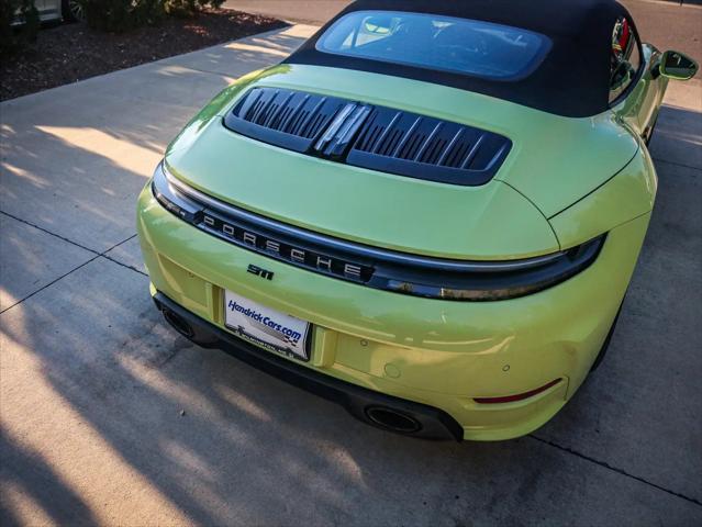 2025 Porsche 911 Carrera Cabriolet