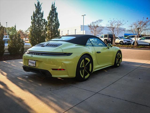 2025 Porsche 911 Carrera Cabriolet
