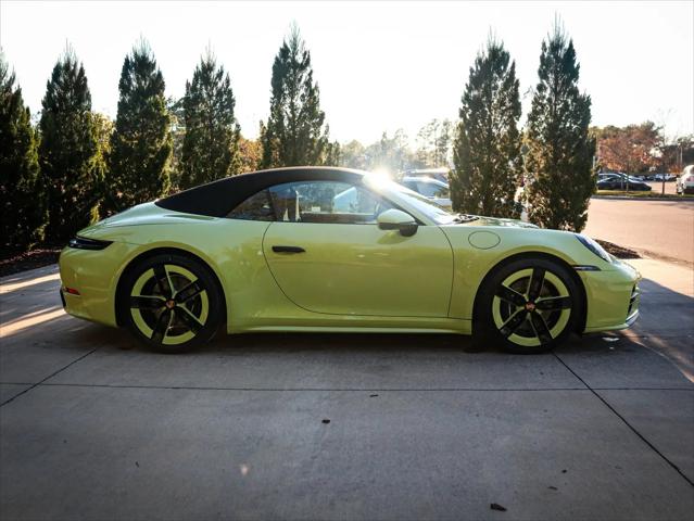 2025 Porsche 911 Carrera Cabriolet