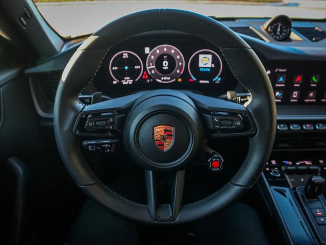 2025 Porsche 911 Carrera Cabriolet
