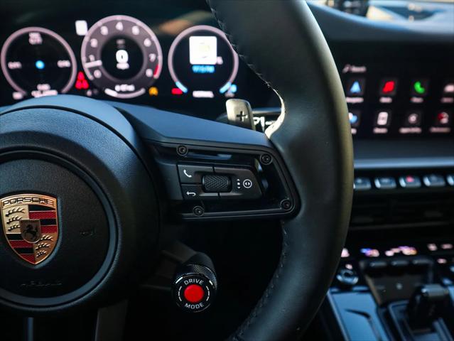 2025 Porsche 911 Carrera Cabriolet