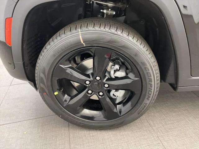 2025 Jeep Grand Cherokee Limited 4x2