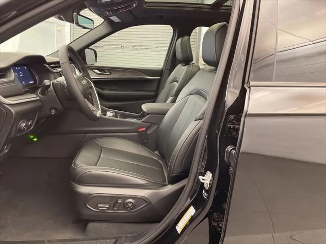 2025 Jeep Grand Cherokee Limited 4x2