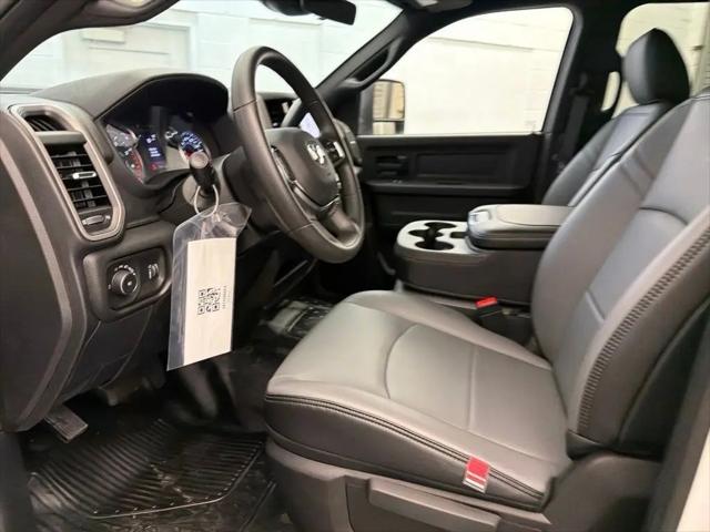 2026 Ram 3500 Tradesman/Big Horn