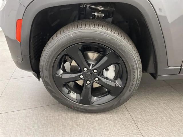 2025 Jeep Grand Cherokee Limited 4x2