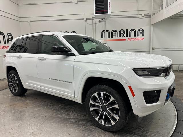 2022 Jeep Grand Cherokee 4xe Overland 4x4