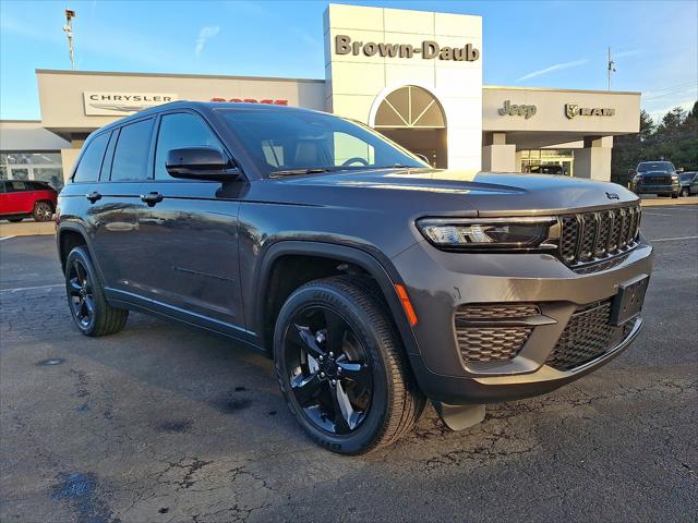 2023 Jeep Grand Cherokee Altitude 4x4