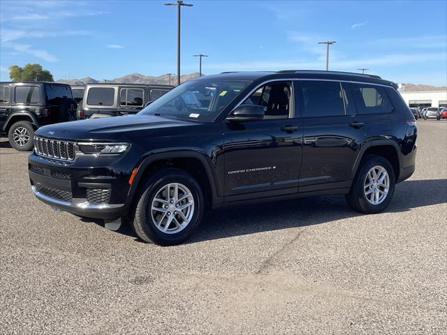 2023 Jeep Grand Cherokee L Laredo 4x2