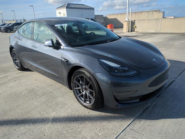 2022 Tesla Model 3 Long Range Dual Motor All-Wheel Drive 2022 Tesla Model 3 Long Range Dual Motor All-Wheel Drive