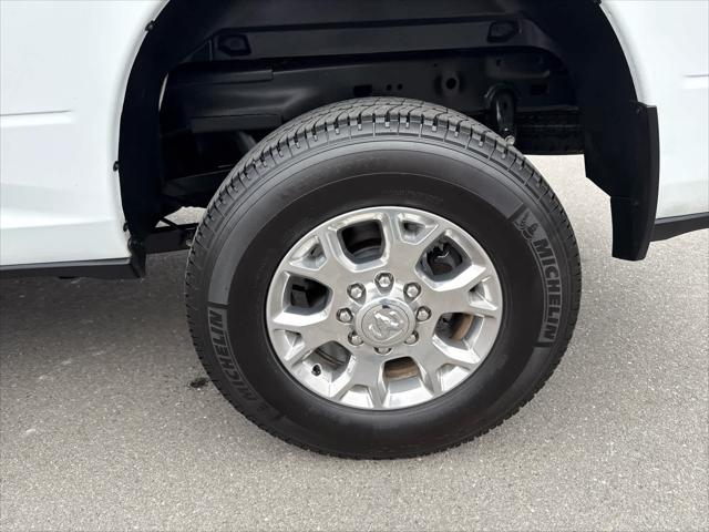 2024 RAM 2500 Laramie Crew Cab 4x4 64 Box