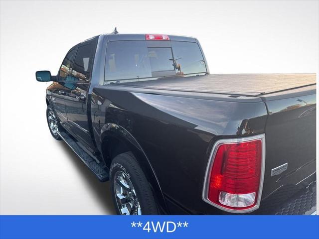 2017 RAM 1500 Laramie Crew Cab 4x4 57 Box