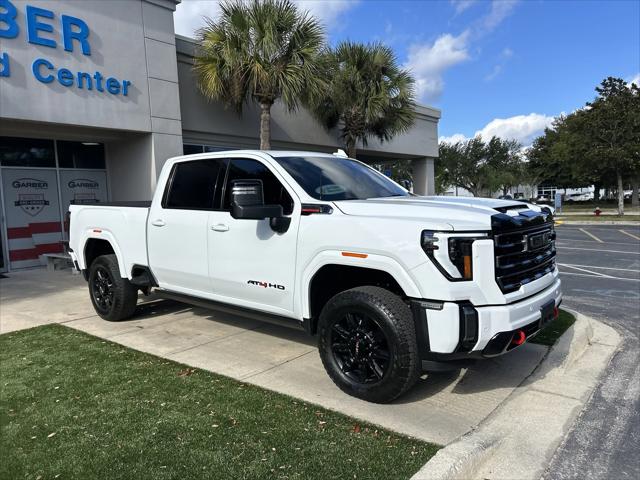 2024 GMC Sierra 2500HD 4WD Crew Cab Standard Bed AT4