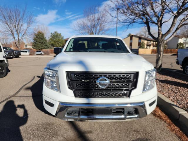 2022 Nissan TITAN Crew Cab SV 4x4 2022 Nissan TITAN Crew Cab SV 4x4