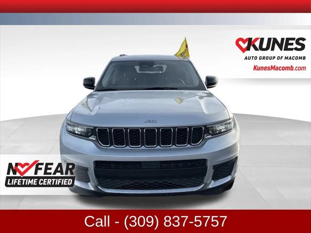 2023 Jeep Grand Cherokee L Laredo 4x4