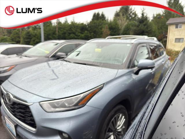 2022 Toyota Highlander Platinum