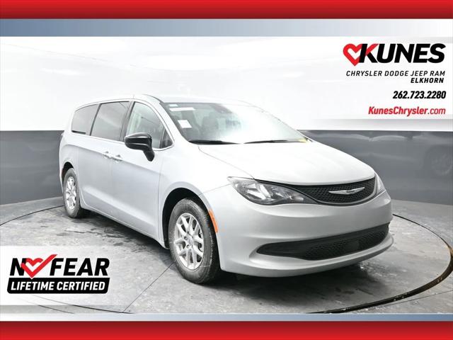 2024 Chrysler Voyager LX