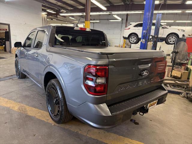 2025 Ford Maverick Lobo Standard