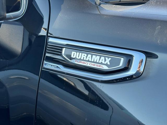 2022 GMC Sierra 1500 4WD Crew Cab Short Box Denali