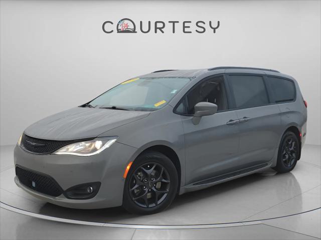 2020 Chrysler Pacifica Touring L Plus
