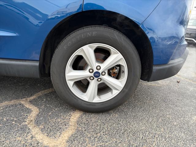 2020 Ford Edge SE