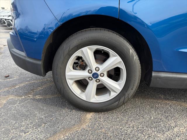 2020 Ford Edge SE