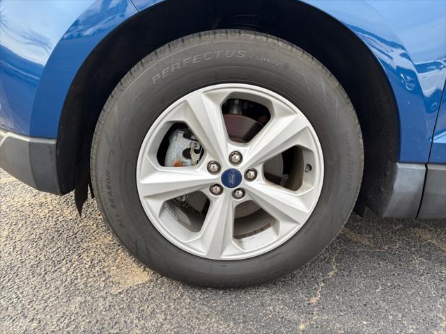 2020 Ford Edge SE
