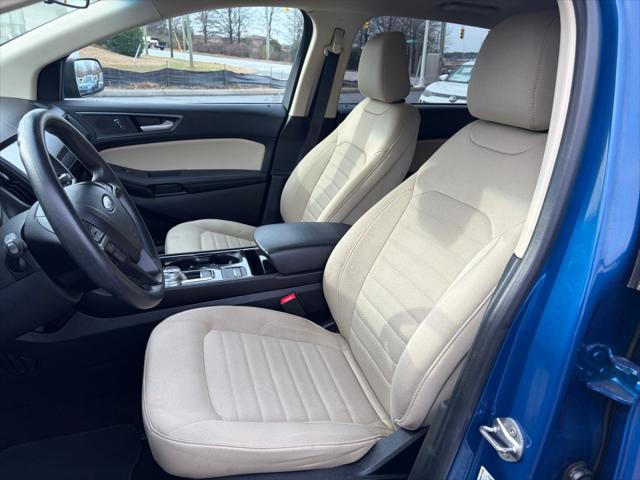 2020 Ford Edge SE